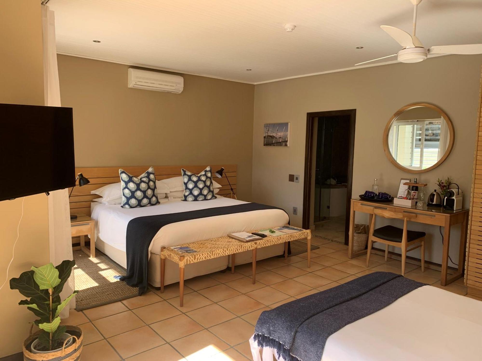 Abalone Guest Lodge Hermanus Exterior photo