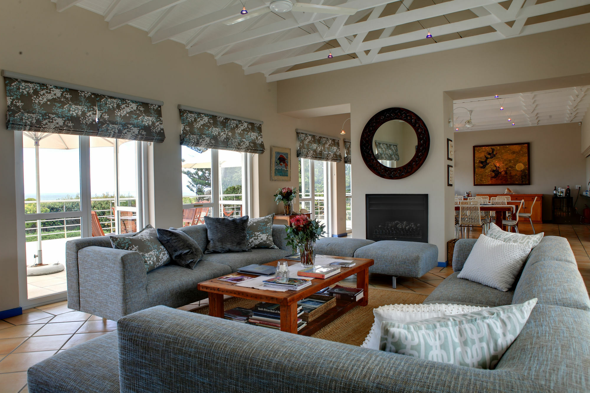 Abalone Guest Lodge Hermanus Exterior photo