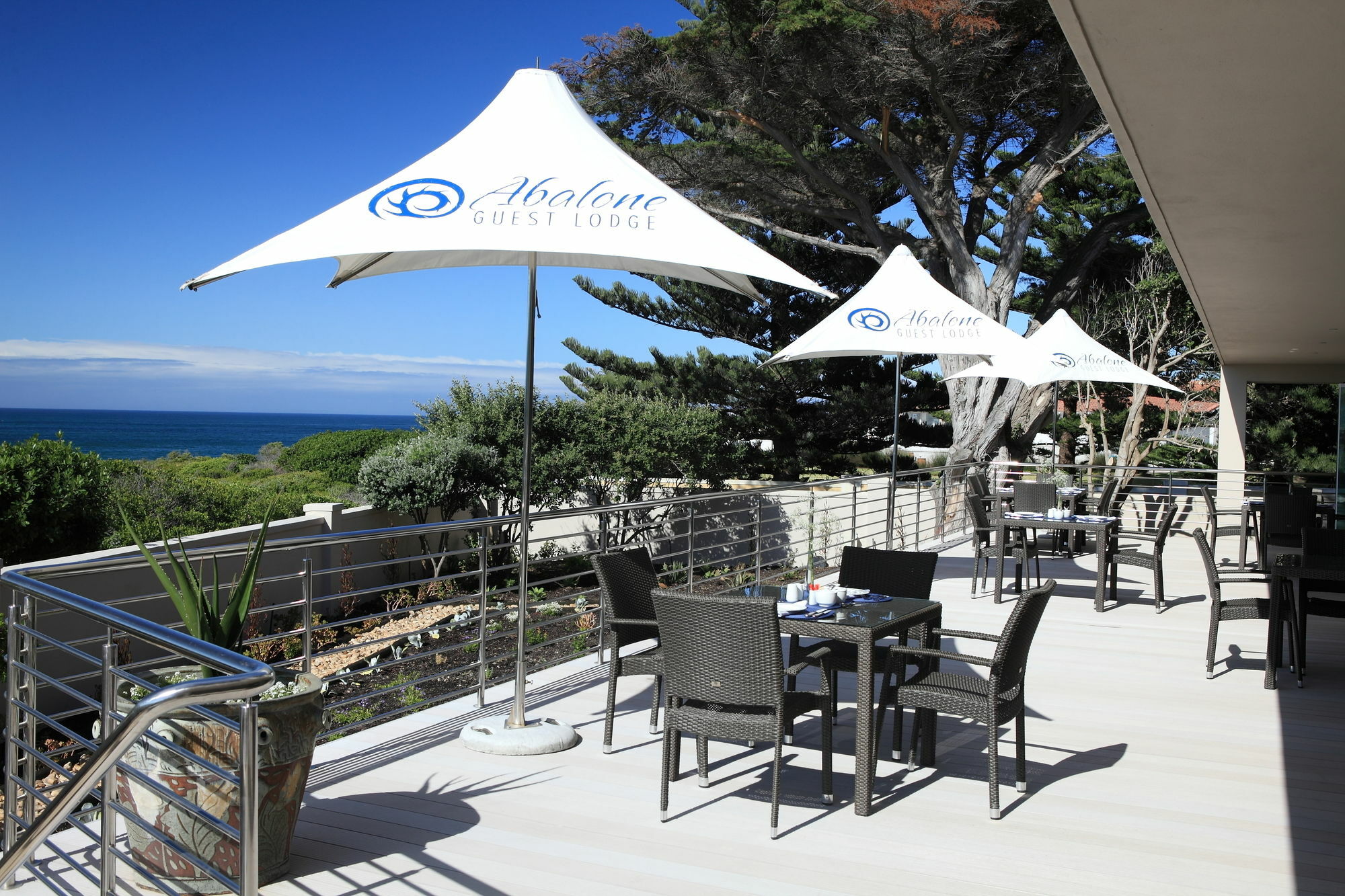Abalone Guest Lodge Hermanus Exterior photo
